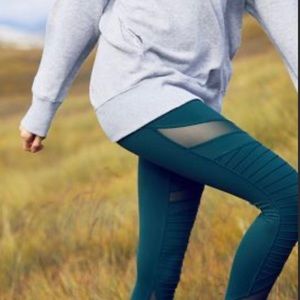 Aerie move high waisted moto 7/8 legging teal S